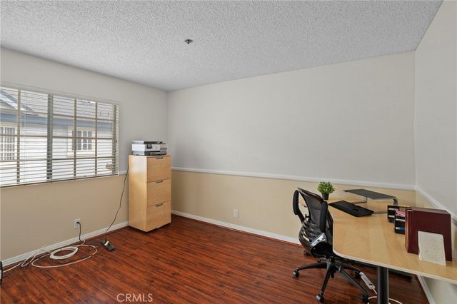 343 W Central J, Monrovia, CA 91016