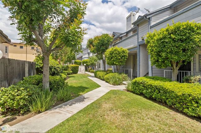 343 W Central J, Monrovia, CA 91016