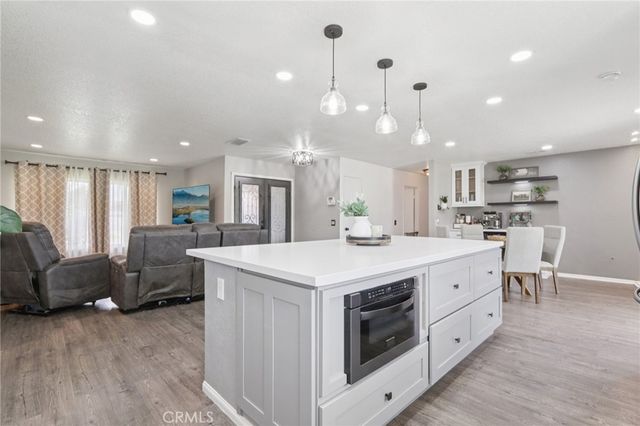 2609 S Tiara Avenue, Ontario, CA 91761