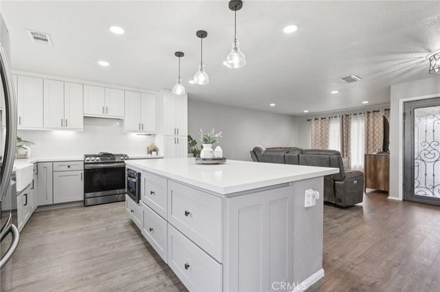 2609 S Tiara Avenue, Ontario, CA 91761