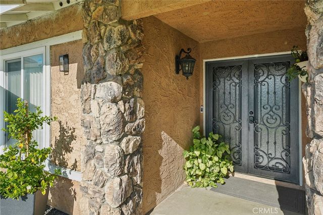 2609 S Tiara Avenue, Ontario, CA 91761