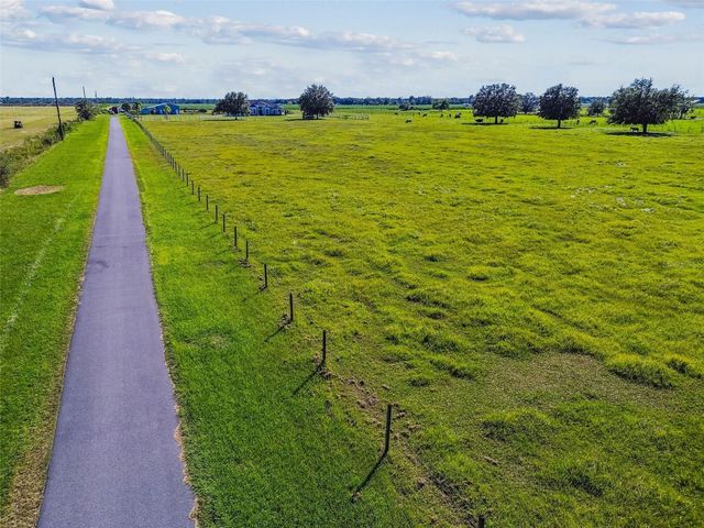 15639 SETH COUNTRY LANE, Wimauma, FL 33598