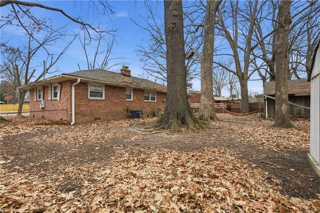 316 Martha Lee DR, Hampton, VA 23666