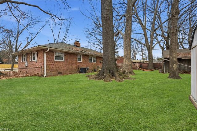 316 Martha Lee DR, Hampton, VA 23666