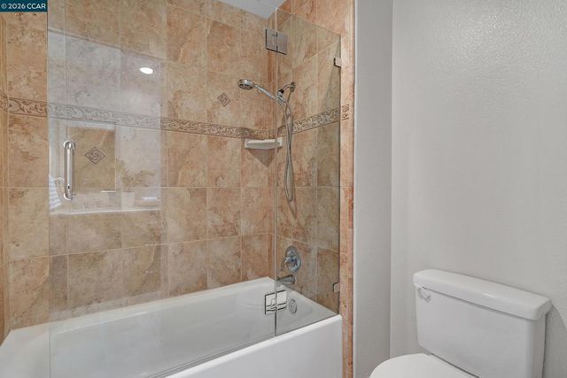204 Vista Glen Pl, Martinez, CA 94553