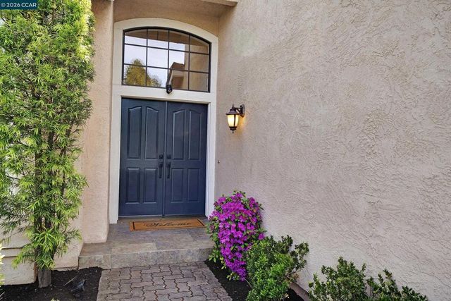 204 Vista Glen Pl, Martinez, CA 94553