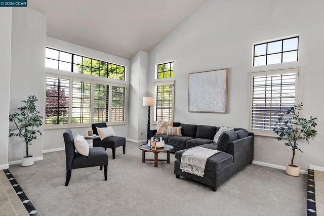 204 Vista Glen Pl, Martinez, CA 94553