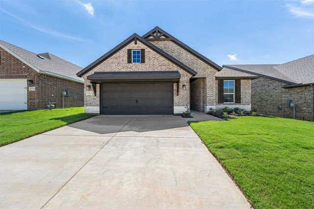 3522 Columbus Street, Gainesville, TX 76240