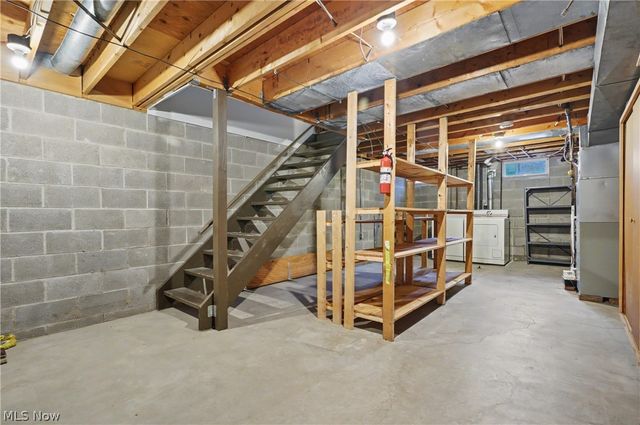 548 Continental Drive B, Salem, OH 44460