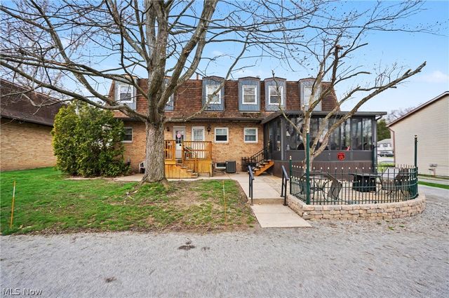 548 Continental Drive B, Salem, OH 44460