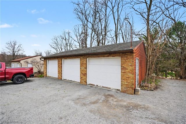 548 Continental Drive B, Salem, OH 44460