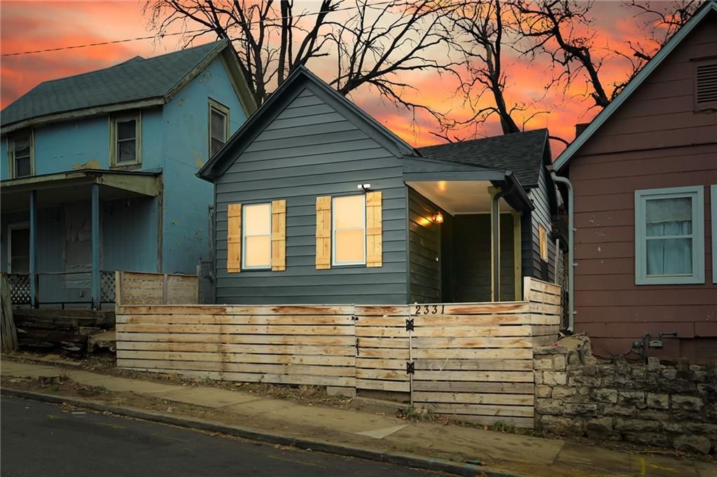 2331 Belleview Avenue, Kansas City, MO 64108