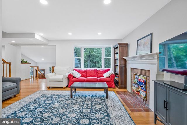 6217 PARK RD, Mclean, VA 22101