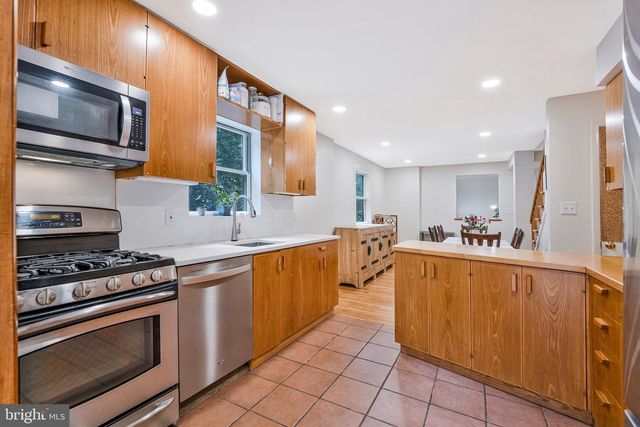 6217 PARK RD, Mclean, VA 22101