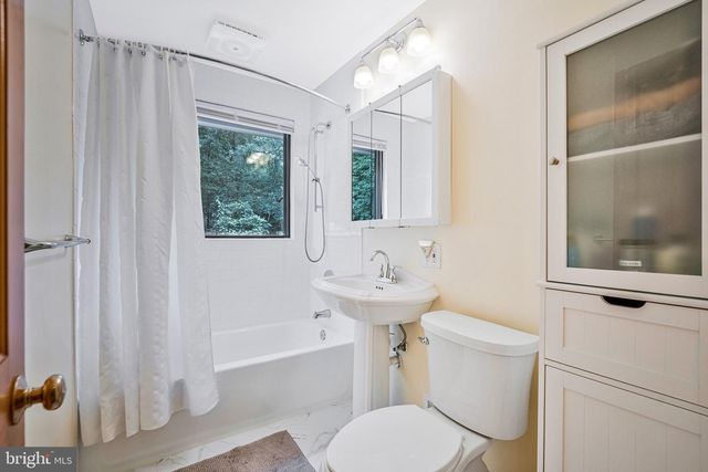 6217 PARK RD, Mclean, VA 22101