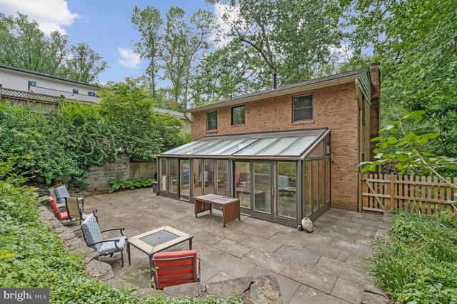 6217 PARK RD, Mclean, VA 22101