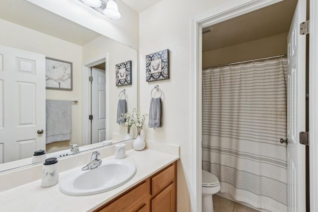 8525 Hawley Way, Elk Grove, CA 95624