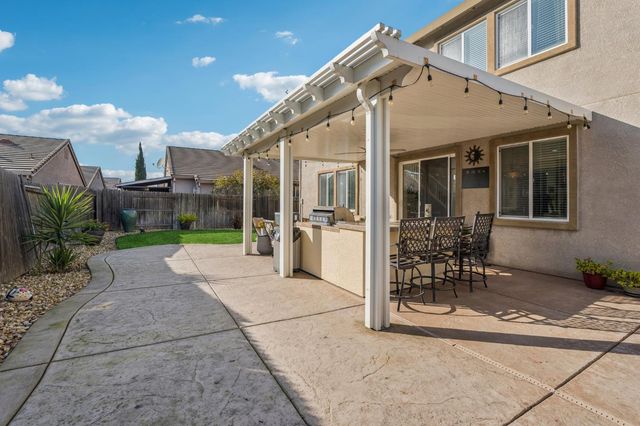 8525 Hawley Way, Elk Grove, CA 95624