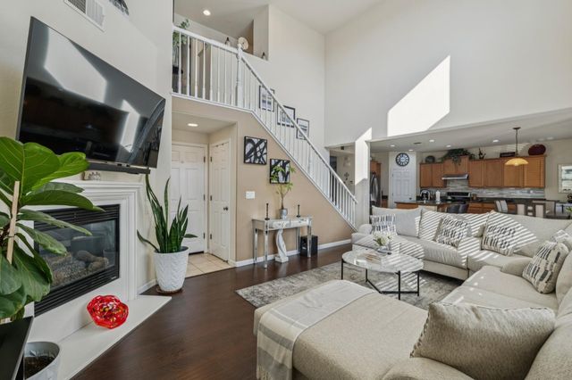 8525 Hawley Way, Elk Grove, CA 95624