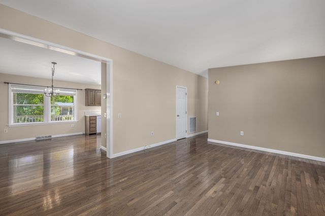 4447 Champlain Dr., Little River, SC 29566