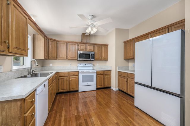 4447 Champlain Dr., Little River, SC 29566