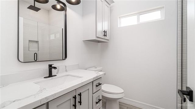 2413 N Gaytan Avenue, Edinburg, TX 78542