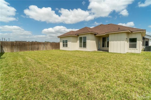 2413 N Gaytan Avenue, Edinburg, TX 78542