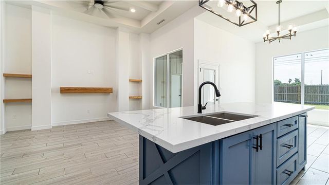 2413 N Gaytan Avenue, Edinburg, TX 78542