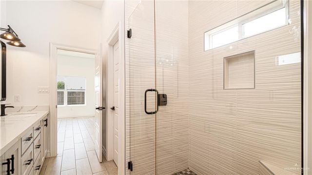 2413 N Gaytan Avenue, Edinburg, TX 78542