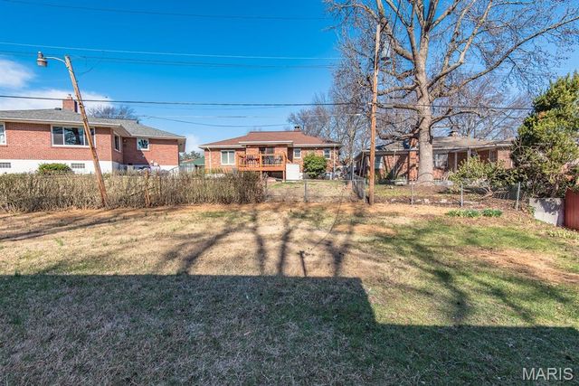 6409 Myrlette Court, St Louis, MO 63116