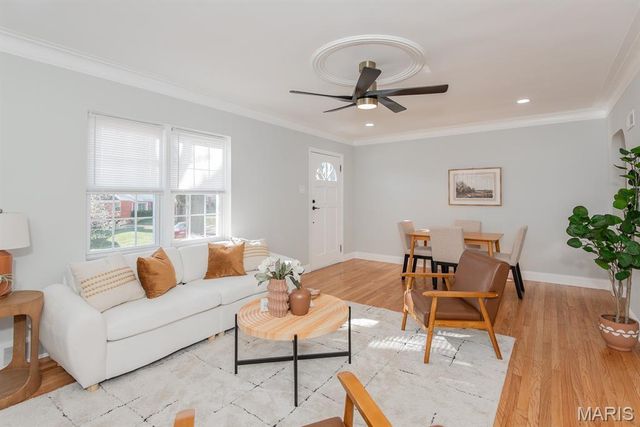 6409 Myrlette Court, St Louis, MO 63116