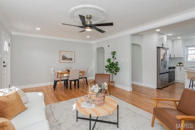 6409 Myrlette Court, St Louis, MO 63116