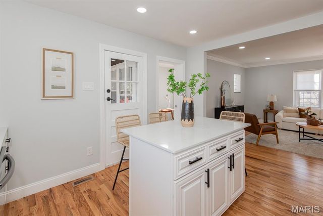 6409 Myrlette Court, St Louis, MO 63116