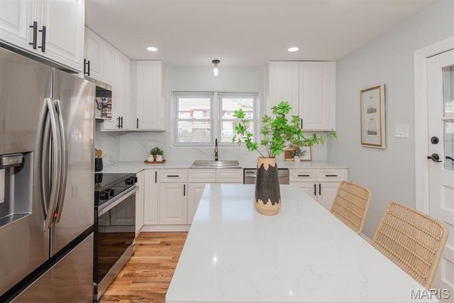 6409 Myrlette Court, St Louis, MO 63116