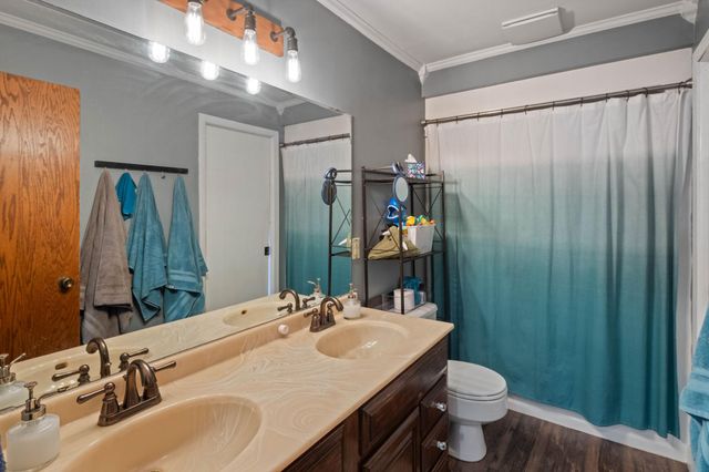 1734 Arlington Avenue E, Saint Paul, MN 55106