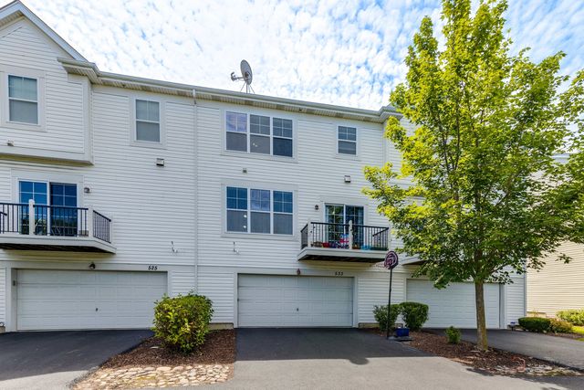 533 Plaza Place, Aurora, IL 60504