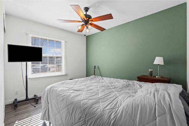 6664 Sand Ct SW, Cedar Rapids, IA 52404