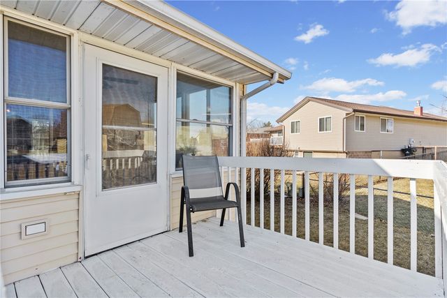 6664 Sand Ct SW, Cedar Rapids, IA 52404