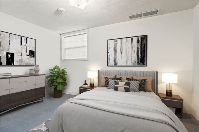 6664 Sand Ct SW, Cedar Rapids, IA 52404