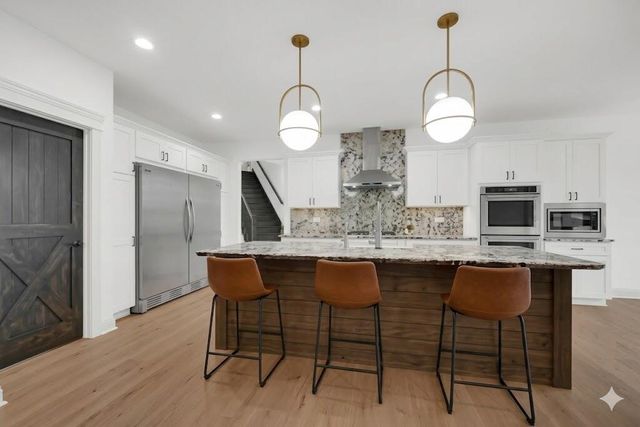 9695 Jonathan Court, St. John, IN 46373