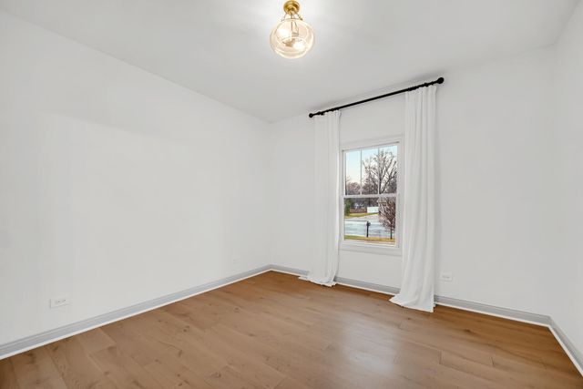 9695 Jonathan Court, St. John, IN 46373
