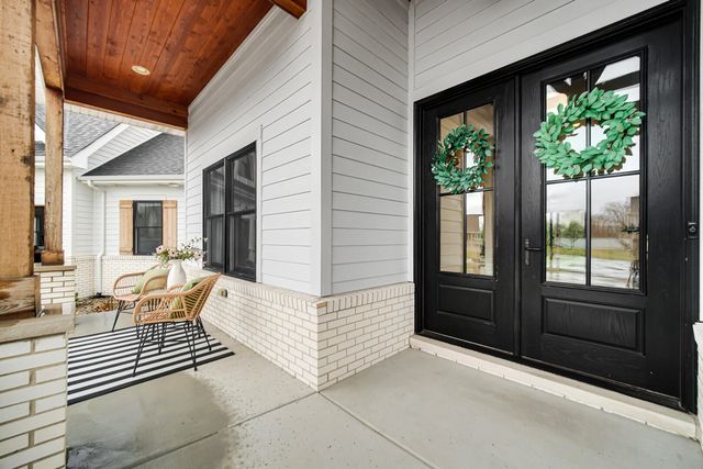 9695 Jonathan Court, St. John, IN 46373