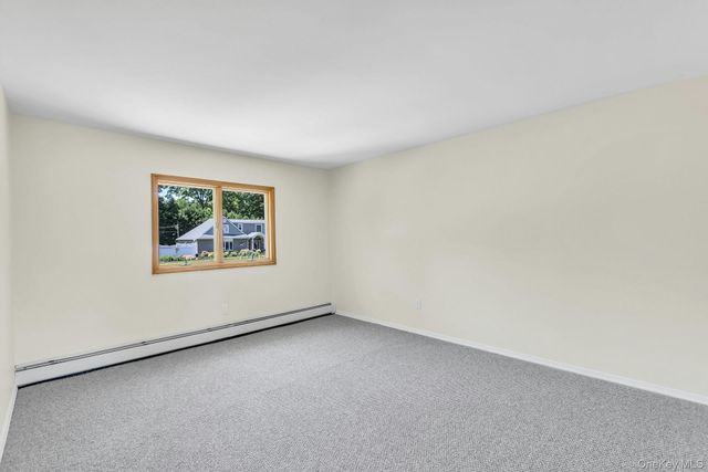 23 Campus Lane, Ronkonkoma, NY 11779
