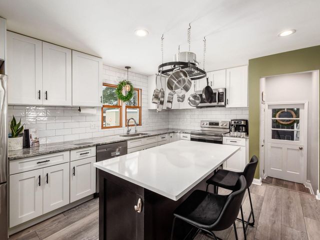 7801 Harlem Road, Westerville, OH 43081