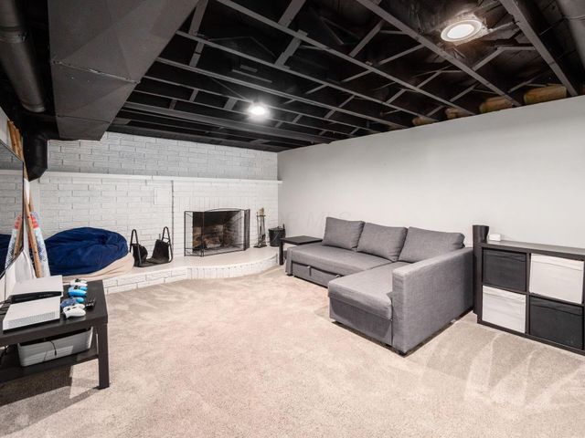 7801 Harlem Road, Westerville, OH 43081