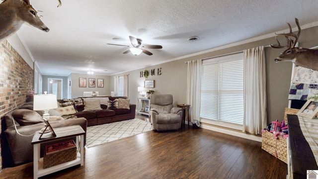 1760 Ridge Road, Gilbertsville, KY 42044