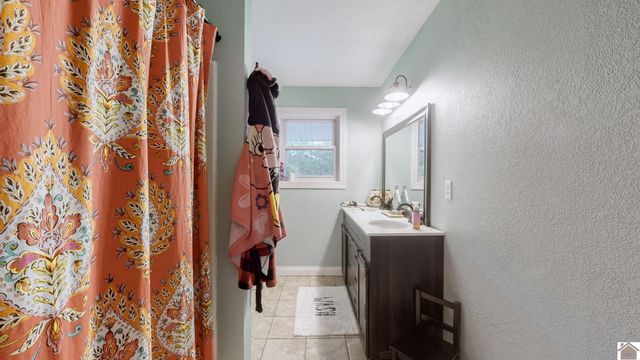 1760 Ridge Road, Gilbertsville, KY 42044