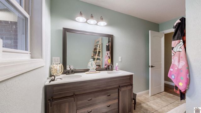 1760 Ridge Road, Gilbertsville, KY 42044