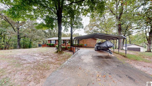 1760 Ridge Road, Gilbertsville, KY 42044