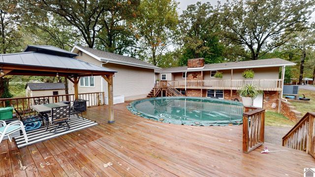 1760 Ridge Road, Gilbertsville, KY 42044